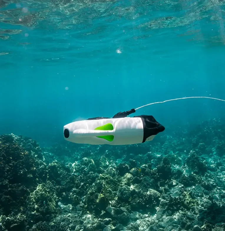 Underwater Drone With Robotic Arm - 水中ズームドローン高解像度カメラと吊り下げ式ロボットアーム装置